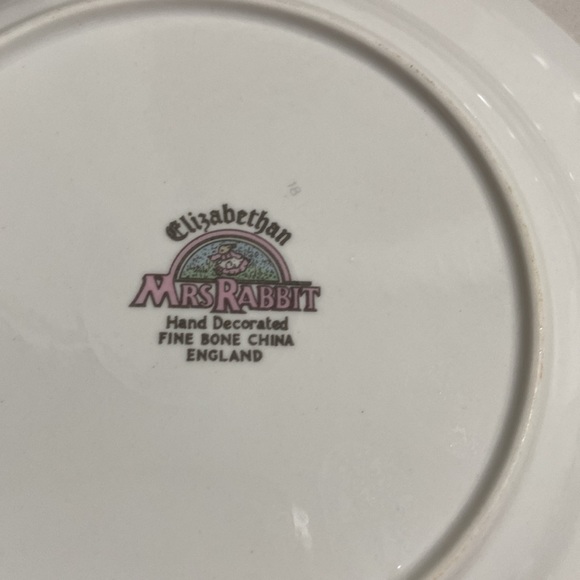 Vintage Elizabethan hand decorated Mrs Rabbit bowl and plate - Picture 4 of 4